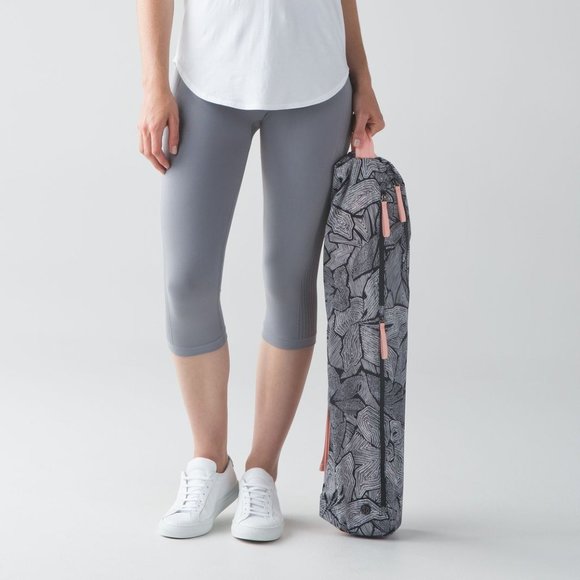 lululemon yoga bags